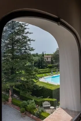 Panoramic Stüdyo Süit, Havuz Manzaralı