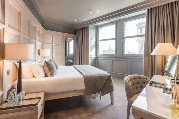 Deluxe Tek Büyük veya İki Ayrı Yataklı Oda, Şehir Manzaralı