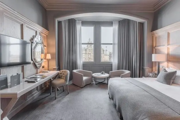 Deluxe Tek Büyük veya İki Ayrı Yataklı Oda, Şehir Manzaralı
