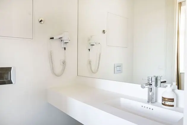 Superior Tek Büyük Yataklı Oda (Brand New Room)