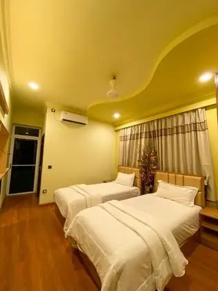 Premium Tek Büyük Yataklı Oda