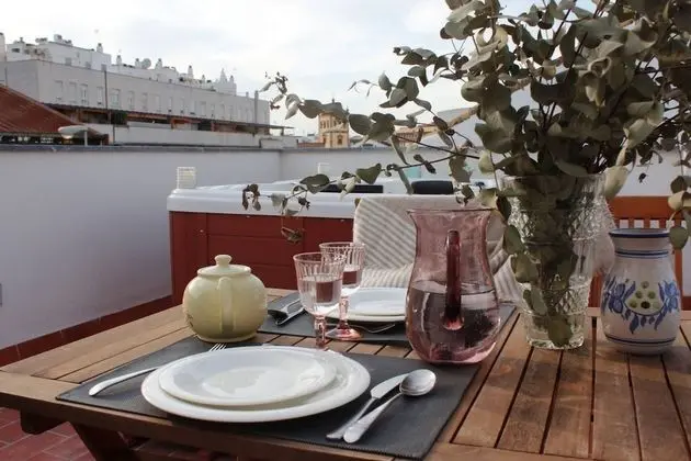 Design Dubleks, 2 Yatak Odası, Jakuzi (Sol en Sevilla)