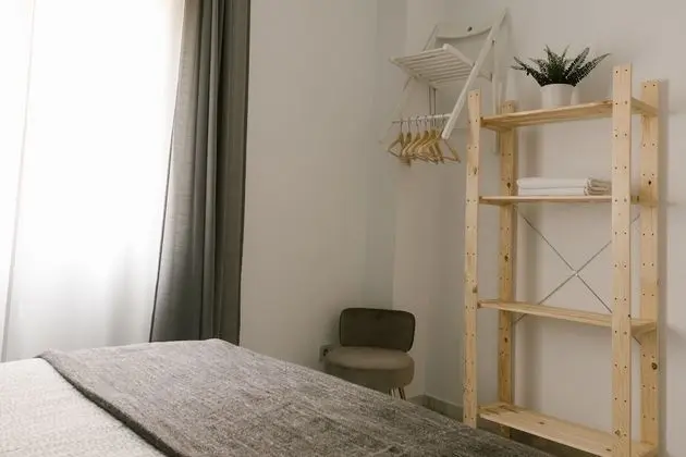 Apart Daire, 2 Yatak Odası, Avlu Manzaralı
