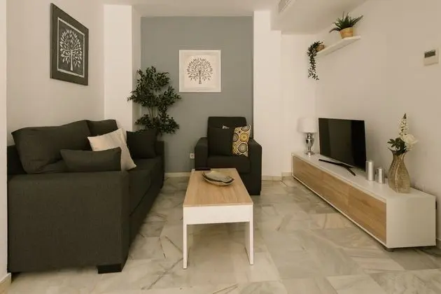Apart Daire, 2 Yatak Odası, Avlu Manzaralı