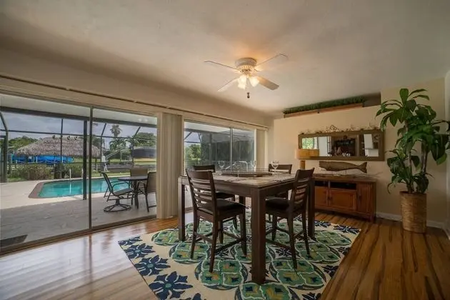 Ev (1453 Viking Ct)
