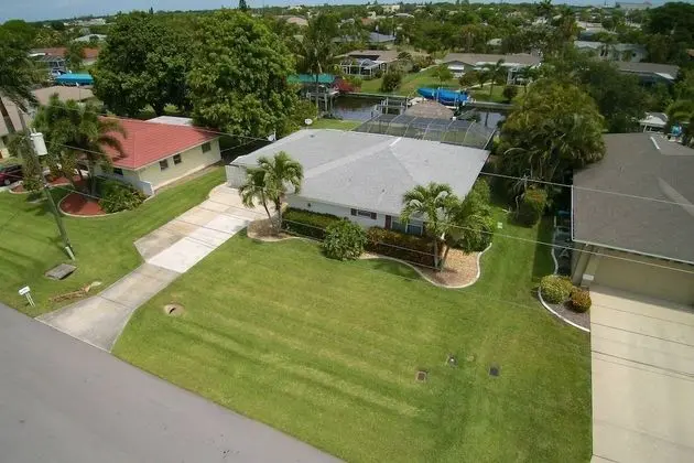 Ev (1453 Viking Ct)