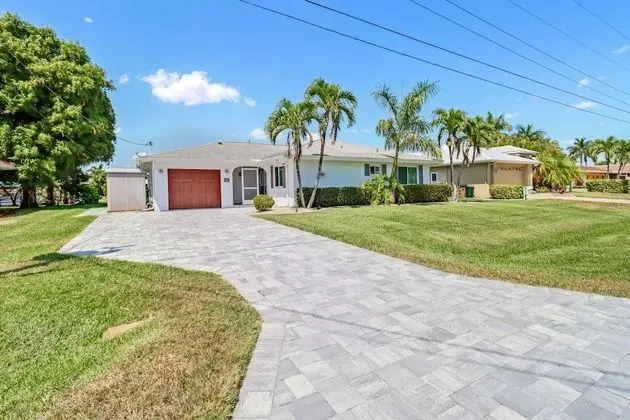 Ev (1453 Viking Ct)