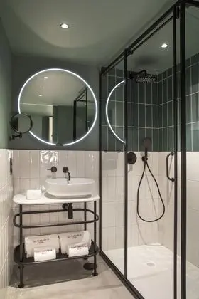 Junior Süit, 1 En Büyük (King) Boy Yatak