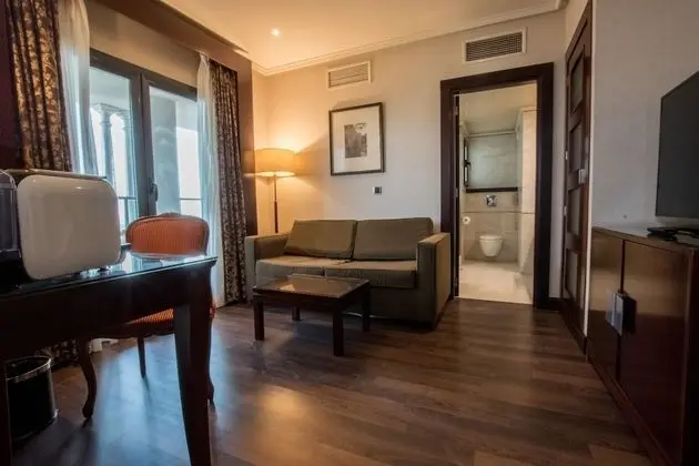Junior Suite Deluxe Club