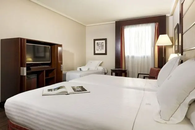 Standard Üç Kişilik Oda (With Extra Bed)