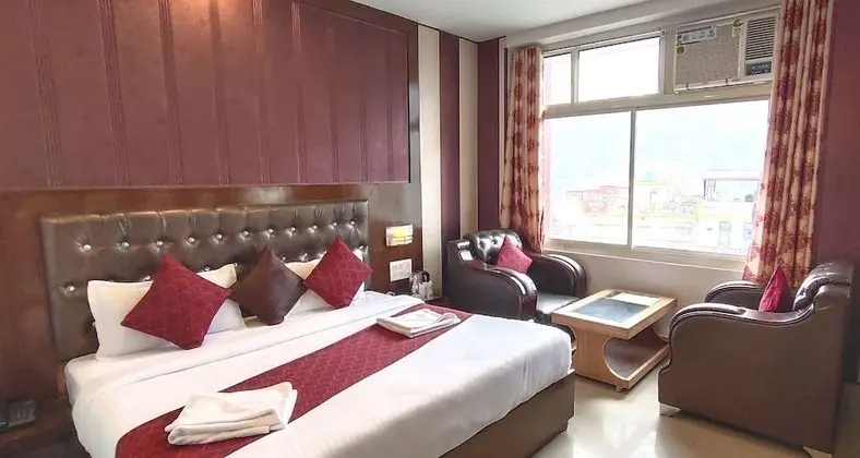 Luxury Tek Büyük Yataklı Oda