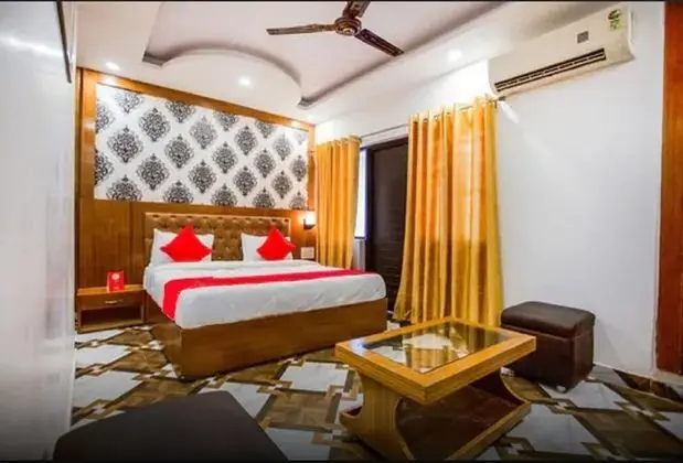 Luxury Tek Büyük Yataklı Oda