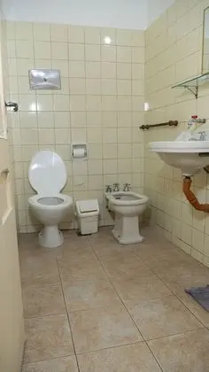 City Tek Büyük Yataklı Oda