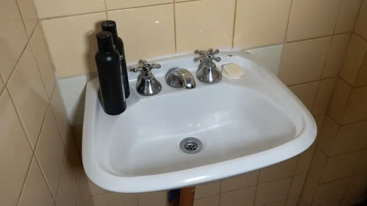 City Üç Kişilik Oda