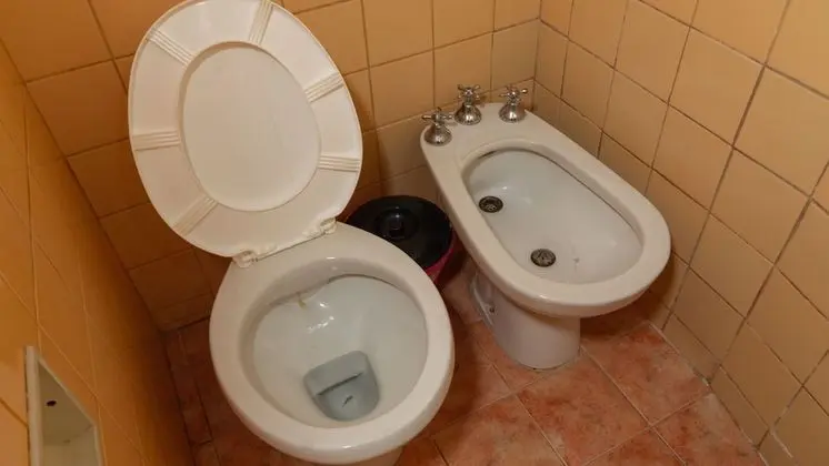 City Üç Kişilik Oda