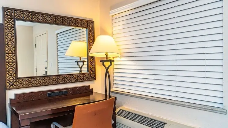 Deluxe Oda, 1 En Büyük (King) Boy Yatak