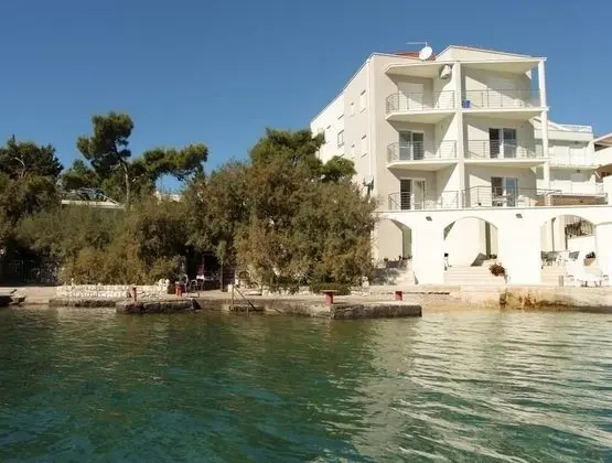 Apart Daire (At the sea - 5 M from the beach - A3()