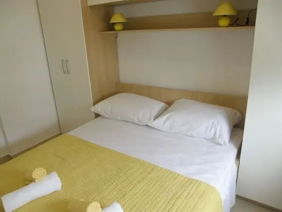 Apart Daire (At the sea - 5 M from the beach - A4()