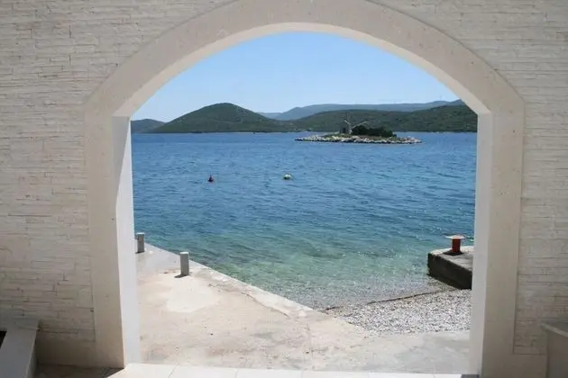 Apart Daire (At the sea - 5 M from the beach - A5()