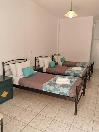 Üç Kişilik Oda
