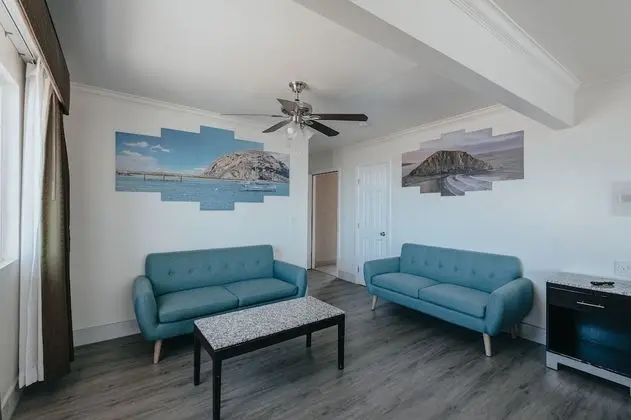 Deluxe Ocean View King Suite - Upstairs, Non-Smoking, No Pets