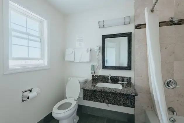 Deluxe Two Queen Bed Room - Upstairs, Non-Smoking, No Pets