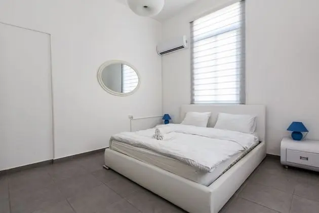 Superior Apart Daire, 2 Yatak Odası (Ha’Yarkon 41 St.)