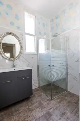 Superior Apart Daire, 2 Yatak Odası (Ha’Yarkon 41 St.)