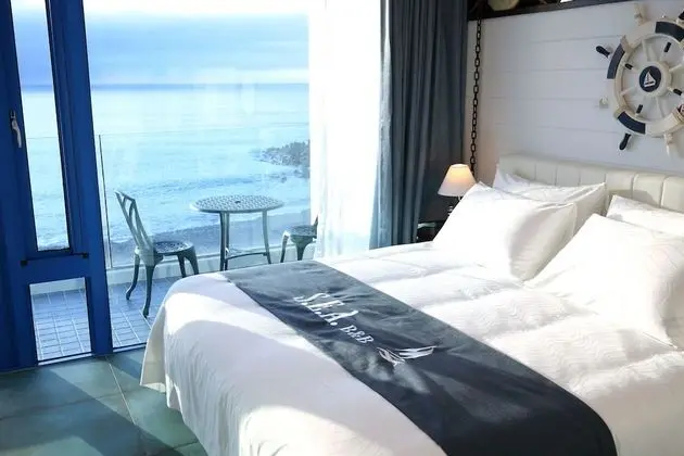 Deluxe Tek Büyük Yataklı Oda, Deniz Manzaralı