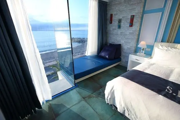 Premium Tek Büyük Yataklı Oda, Deniz Manzaralı