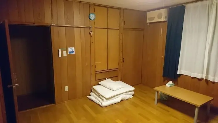 Oda, Ortak Banyo (103)