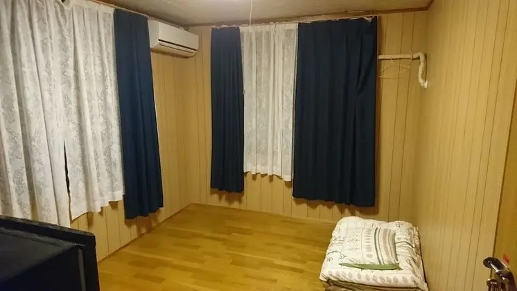 Oda, Ortak Banyo (103)