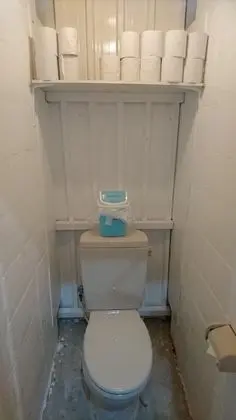 Oda, Ortak Banyo (103)