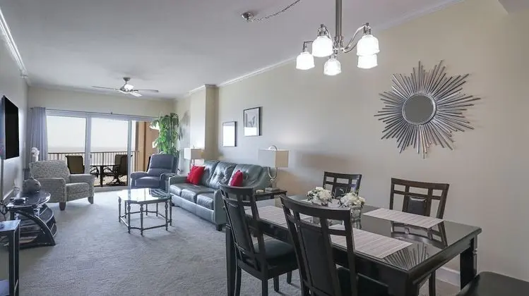 Daire, Birden Çok Yatak, Havuz Kullanımı, Okyanus Manzaralı
