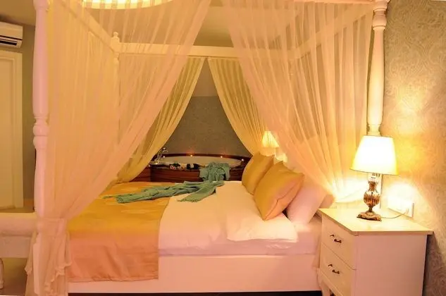 Honeymoon Oda