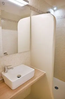 Apart Daire, 2 Yatak Odası, Kişiye Özel Havuzlu, Deniz Manzaralı (Stone)