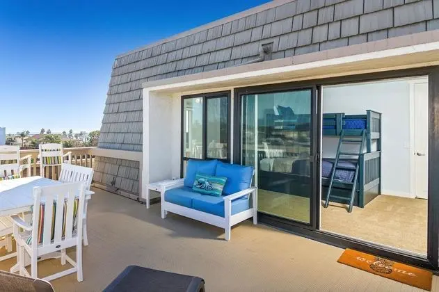 Ev, Birden Çok Yatak (Sea Breeze Penthouse)