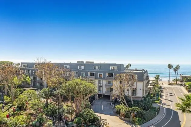 Ev, Birden Çok Yatak (Sea Breeze Penthouse)