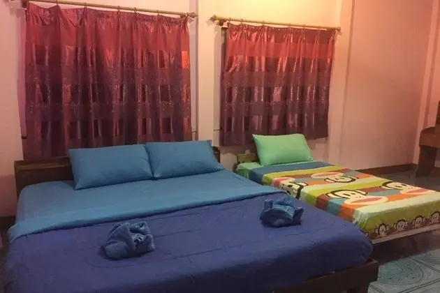 Üç Kişilik Oda