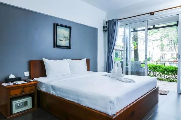 Deluxe Tek Büyük Yataklı Oda, 1 Yatak Odası, Havuz Kullanımı, Havuz Kenarı