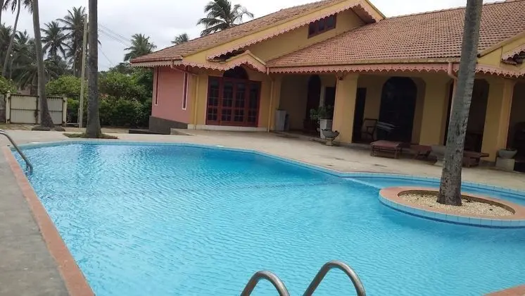 4-Bedroom Villa