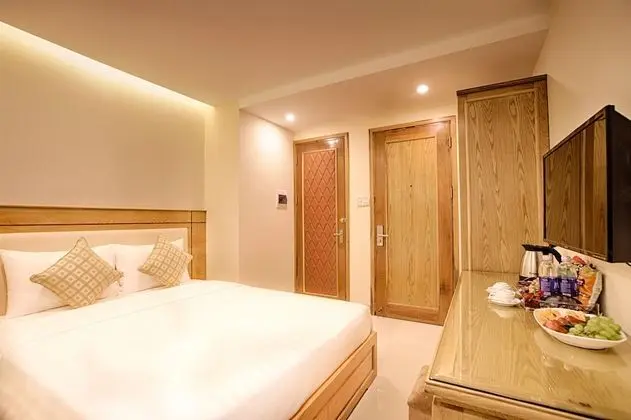 Standard Tek Büyük Yataklı Oda (No Window)