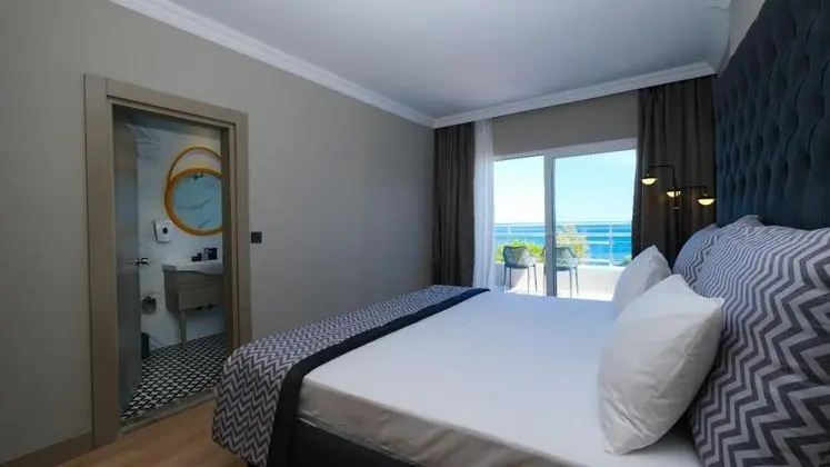 Jakuzili Deluxe Oda, Deniz Manzaralı, Jakuzili