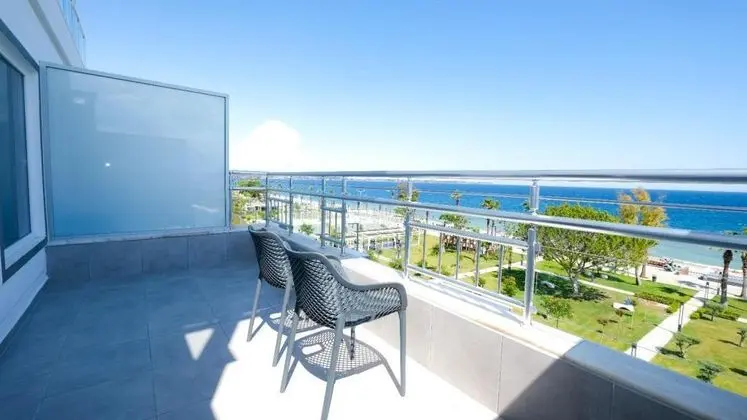 Jakuzili Deluxe Oda, Deniz Manzaralı, Jakuzili