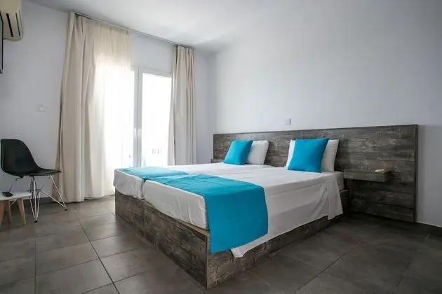 Tek Büyük veya İki Ayrı Yataklı Oda, Balkon