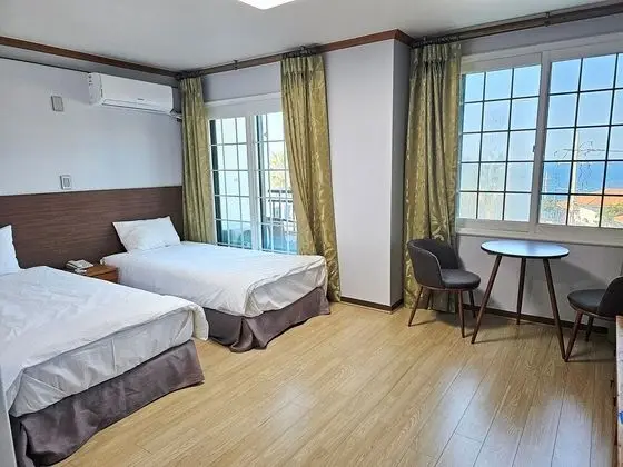 Deluxe Tek Büyük Yataklı Oda, Deniz Manzaralı