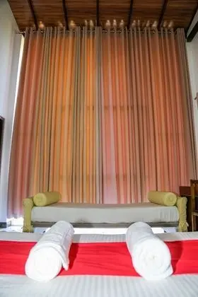 Deluxe İki Ayrı Yataklı Oda