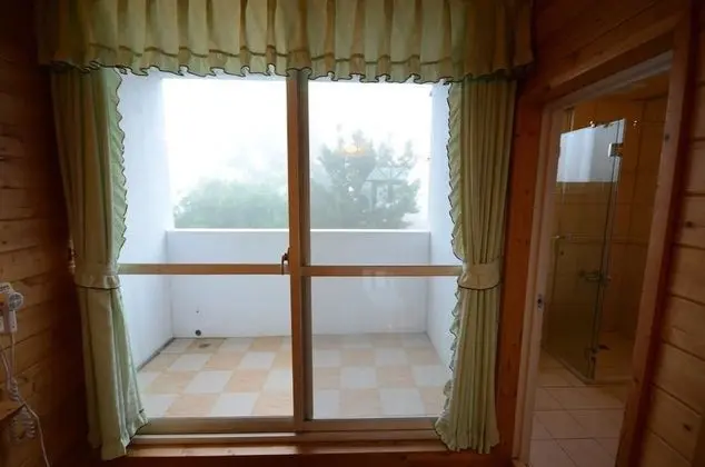 Deluxe Dört Kişilik Oda, Sigara İçilmez