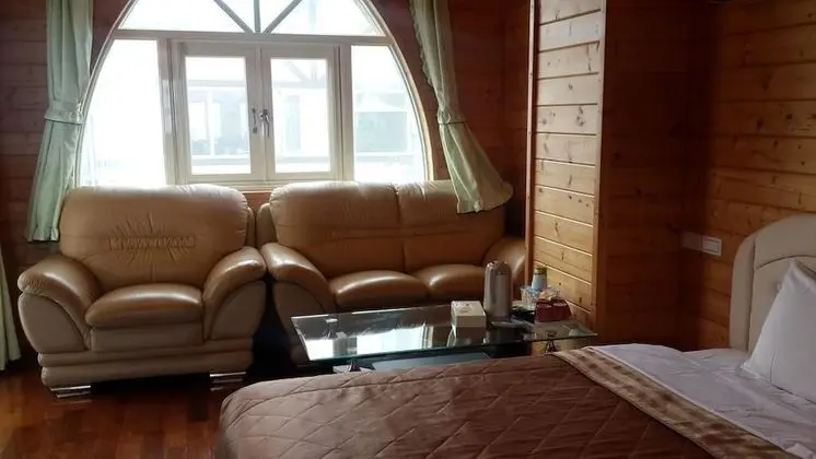 Deluxe Dört Kişilik Oda, Sigara İçilmez