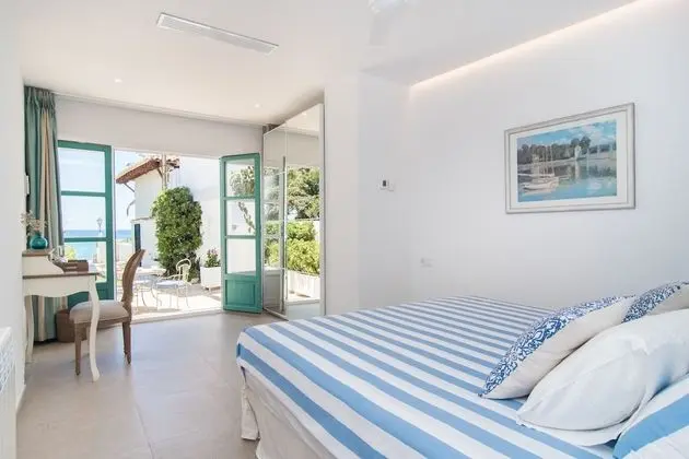 Premium Tek Büyük Yataklı Oda, Deniz Manzaralı